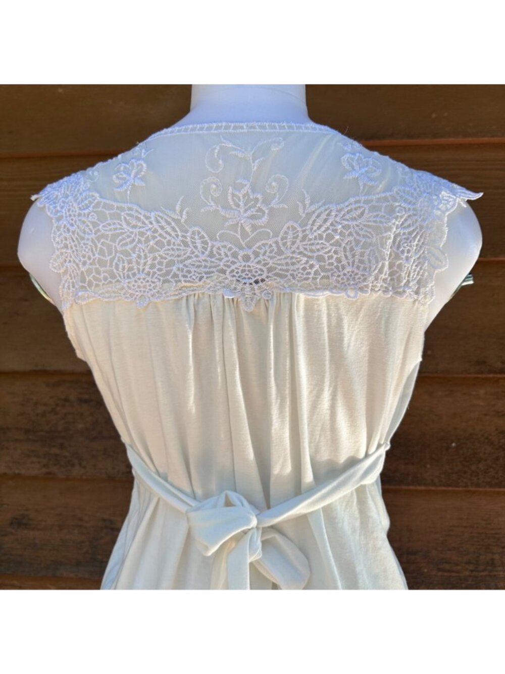 212 New York Womens White Sleeveless Blouse With Lace Shoulders Tie-Back Waist A - Picture 7 of 9
